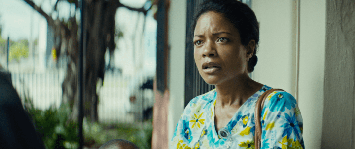 Still of Naomie Harris in Moonlight.